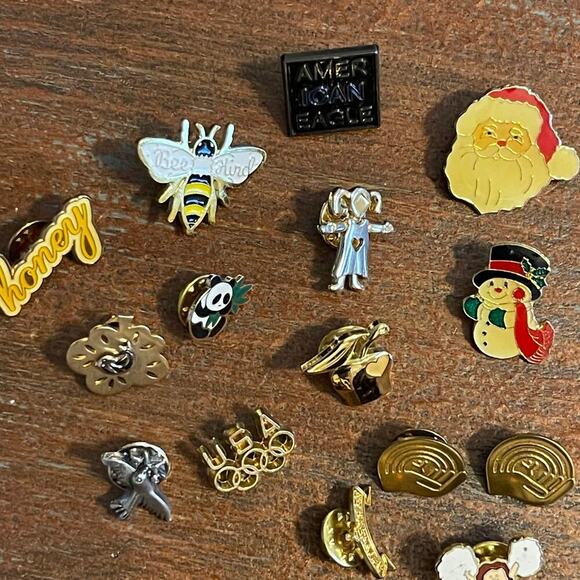 Lapel Pins Lot 73 Pieces Vintage & Modern - Picture 4 of 12